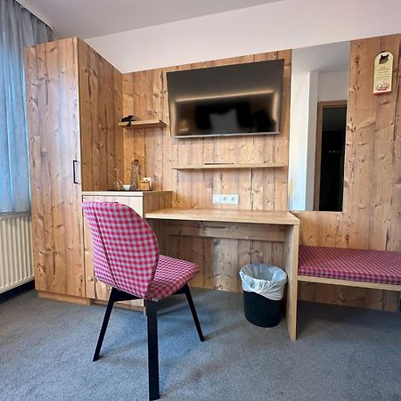 Hotel Ochsen Ammerbuch Екстер'єр фото