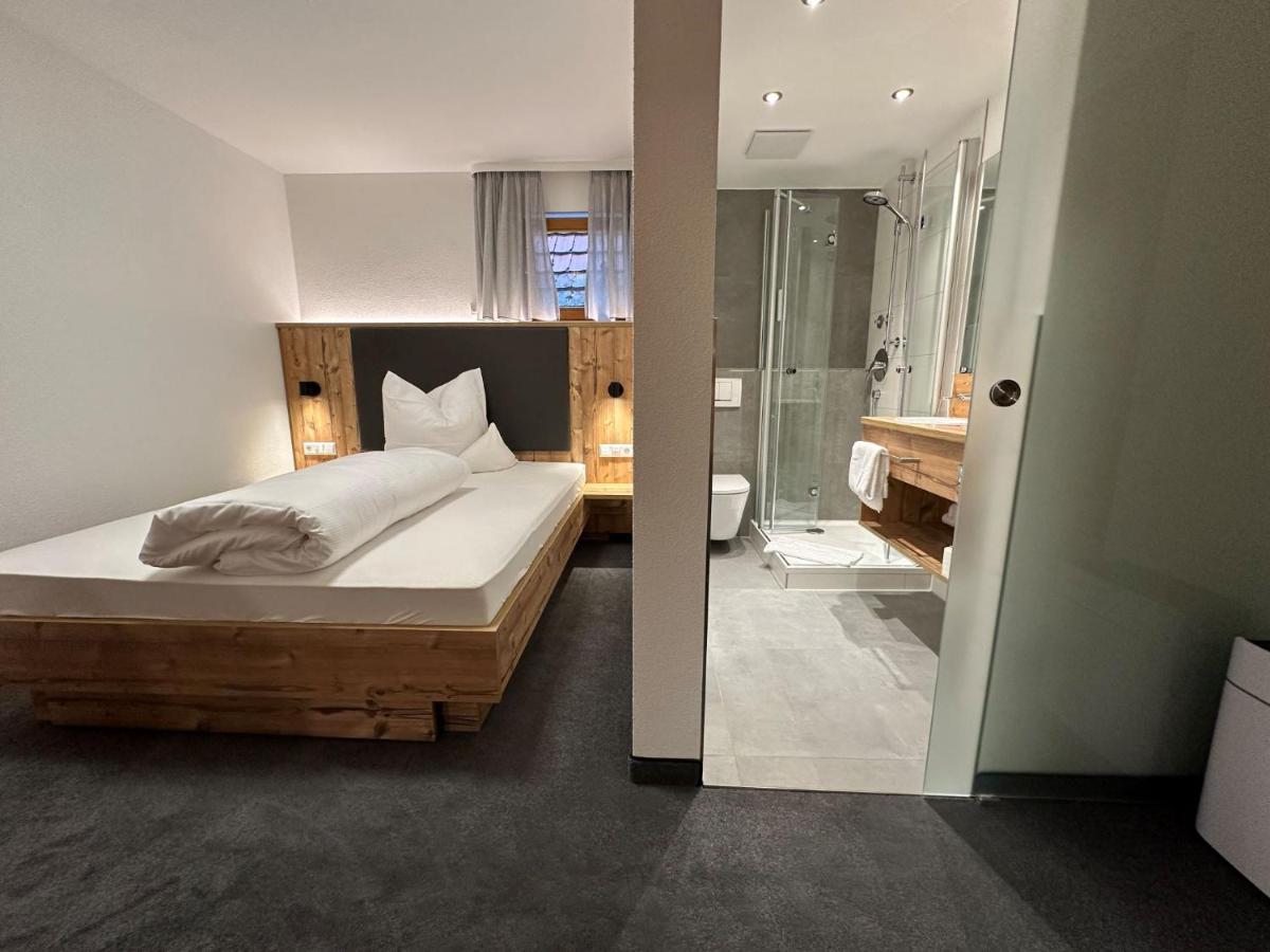 Hotel Ochsen Ammerbuch Екстер'єр фото