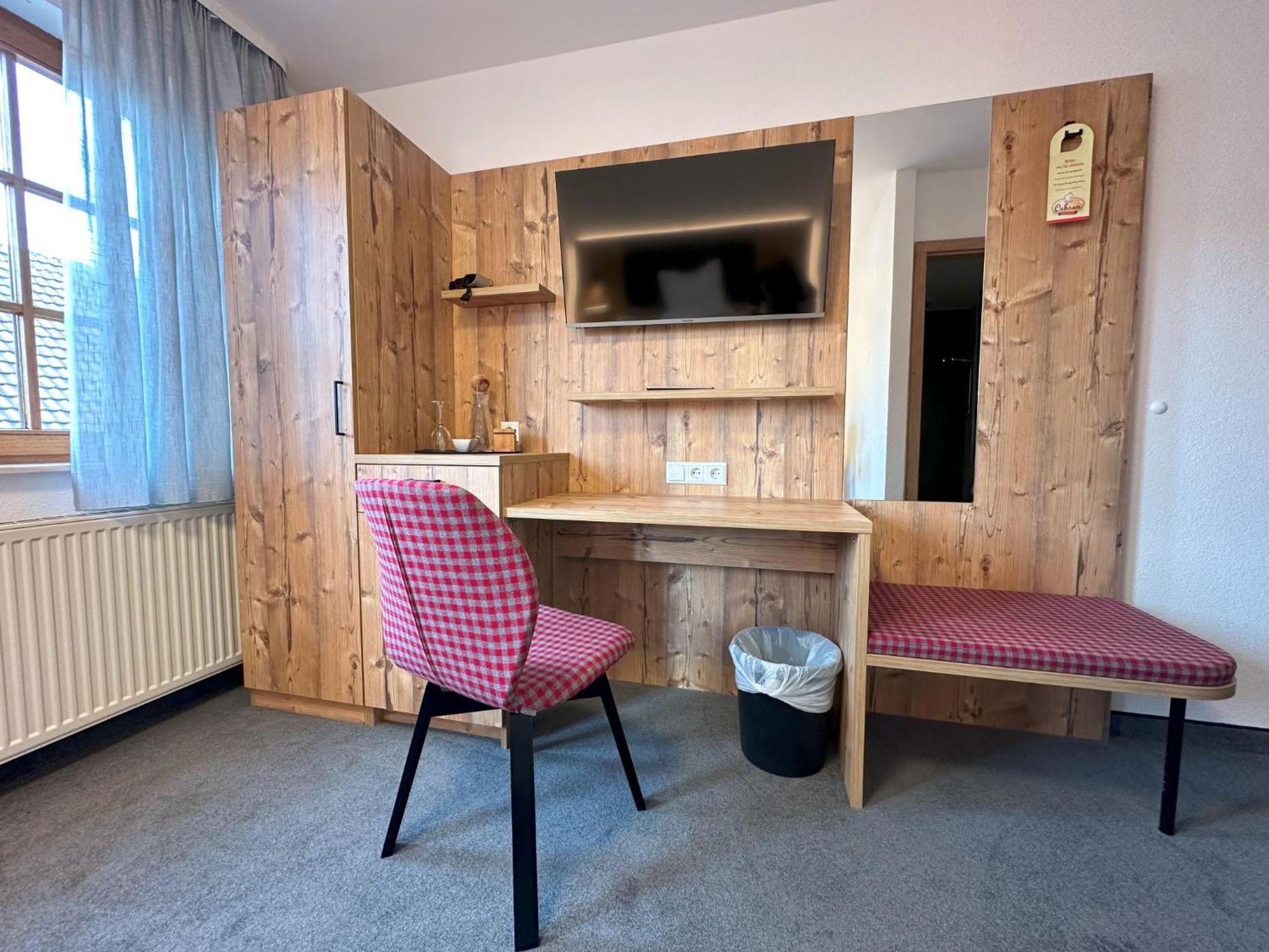 Hotel Ochsen Ammerbuch Екстер'єр фото