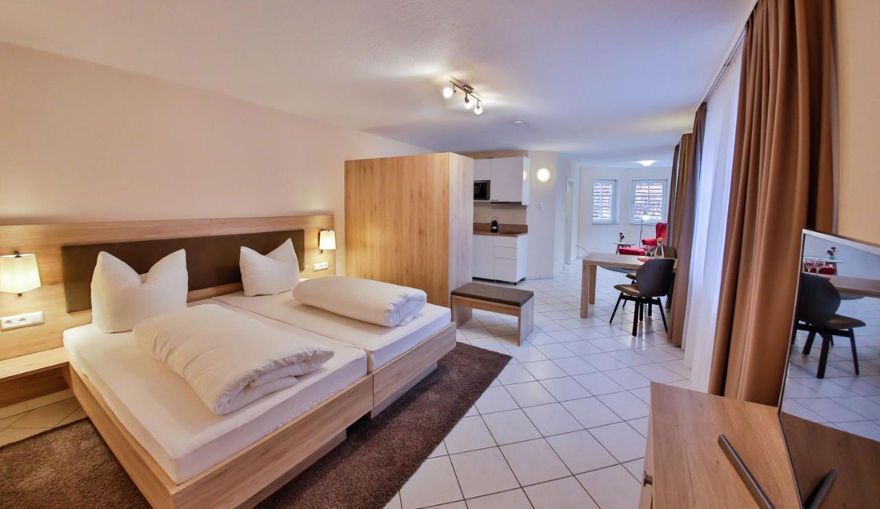 Hotel Ochsen Ammerbuch Екстер'єр фото